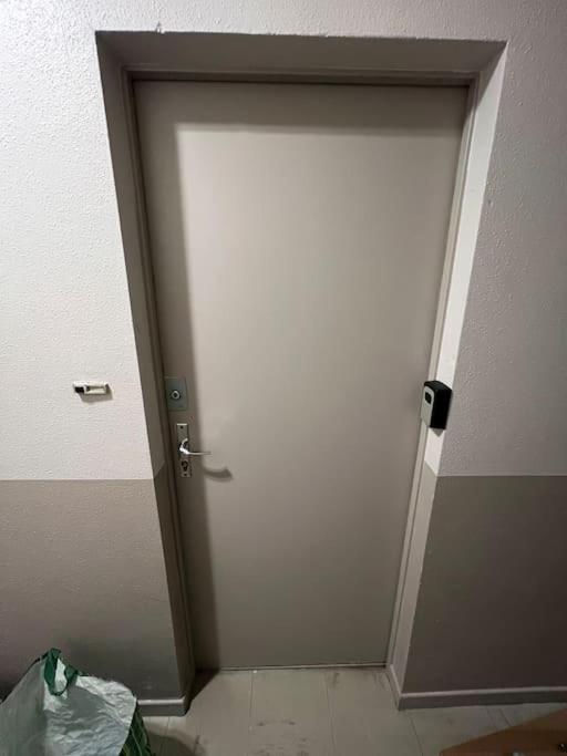 Super Studio En Face De La Gare De Mulhouse Διαμέρισμα Εξωτερικό φωτογραφία